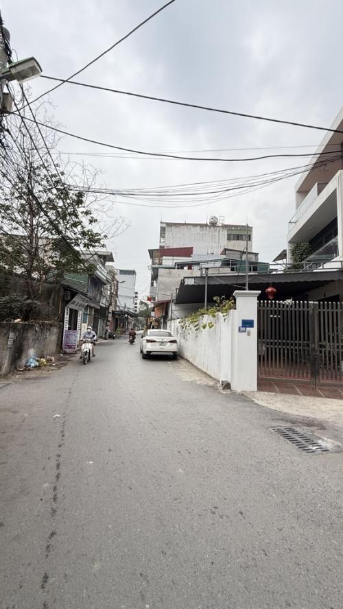 Nhà mới Phường Phú Thạnh: Ngay mặt tiền, hẻm xe hơi rộng thoáng, giá ưu đãi